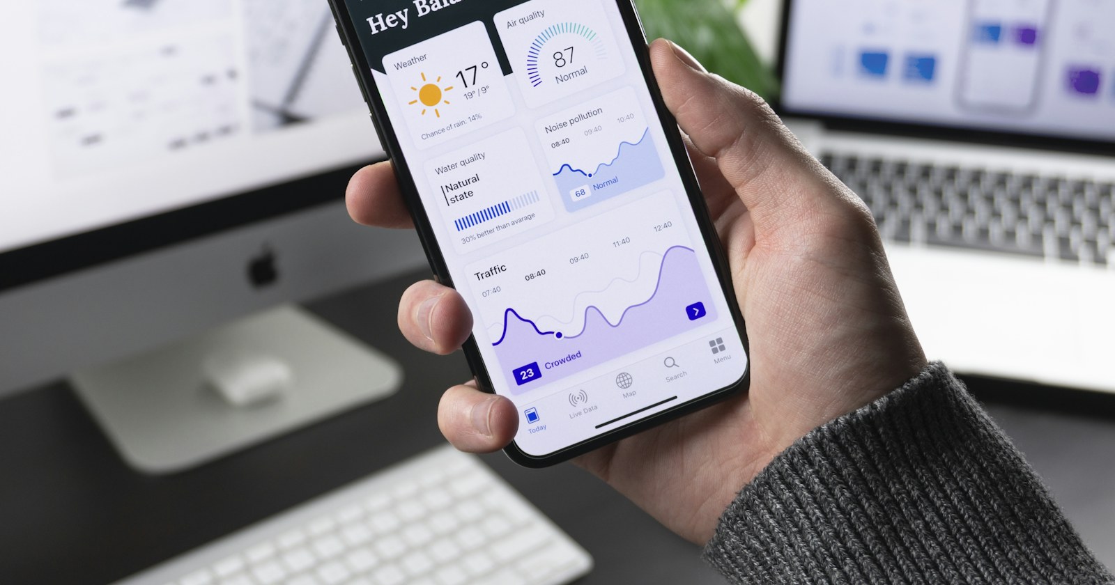 โทรศัพท์แสดงหน้า Landing Page บนมือถือ — ทำ Landing Page ให้ปิดการขาย