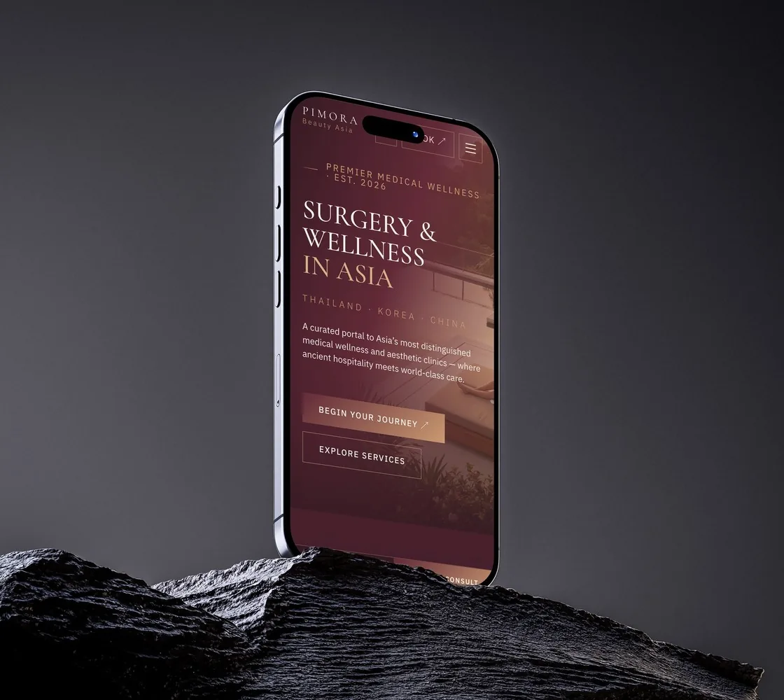 iPhoneで表示したPIMORA Wellness & Surgery AsiaのWebサイト（Daaistudio制作）
